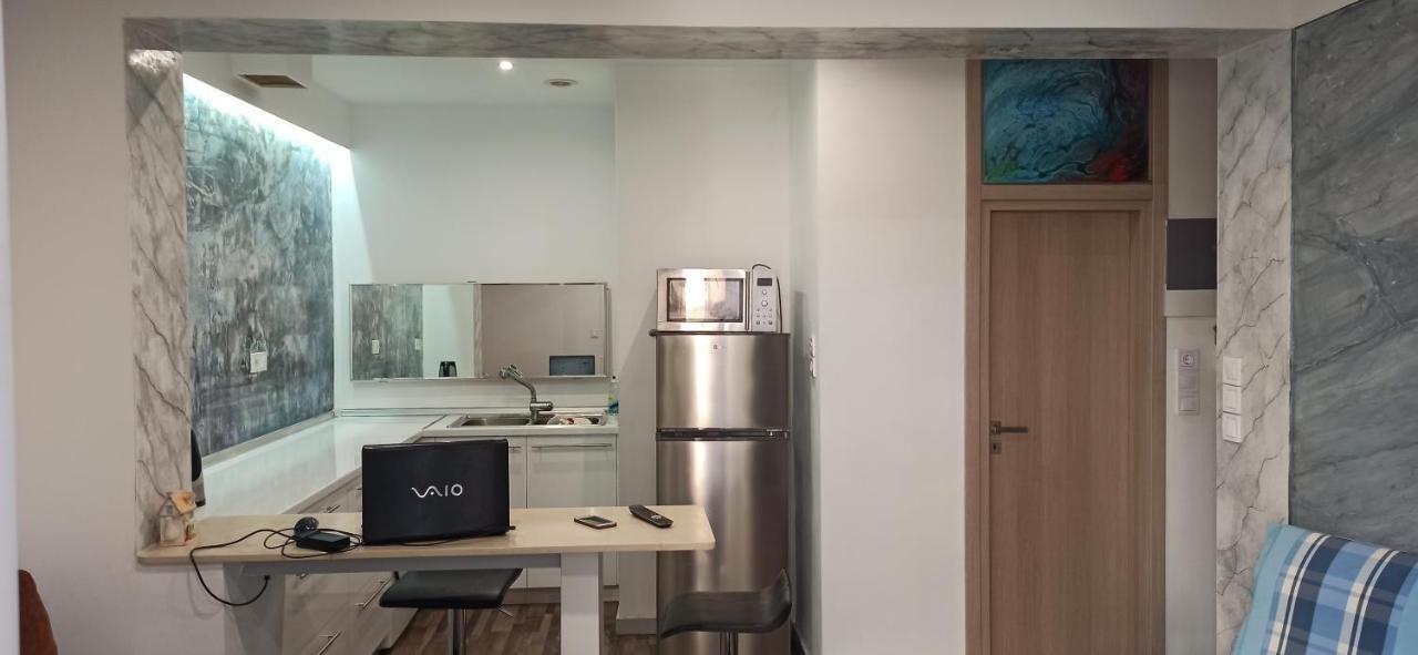Apartment Center Piraeus Location Kastella Passalimani Port Εξωτερικό φωτογραφία