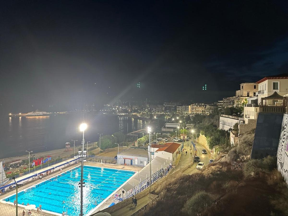 Apartment Center Piraeus Location Kastella Passalimani Port Εξωτερικό φωτογραφία